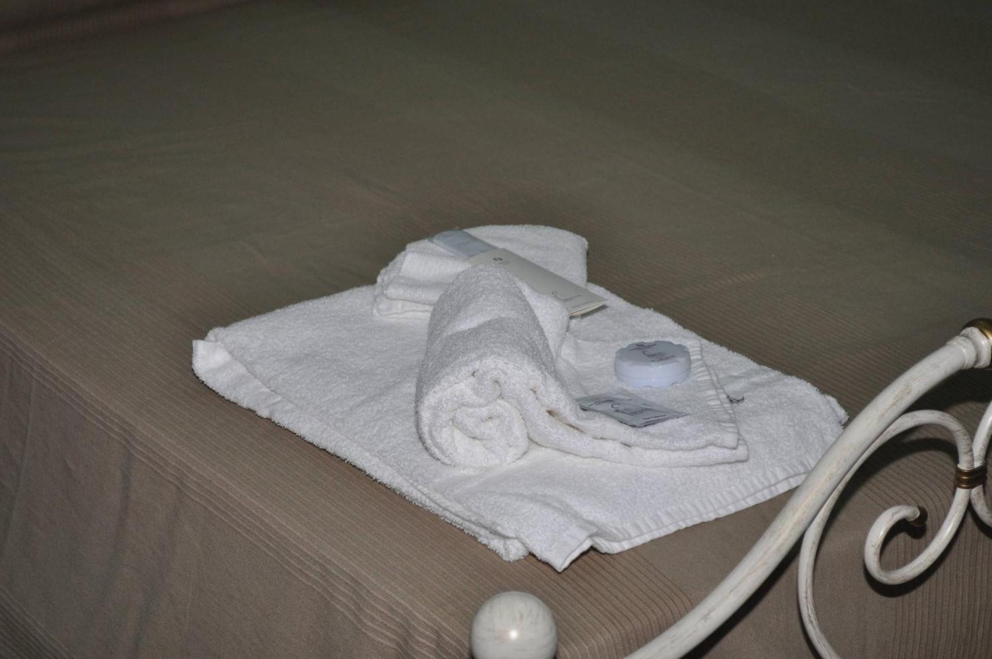 Case Albergo Al Cortiletto Licata Exterior foto