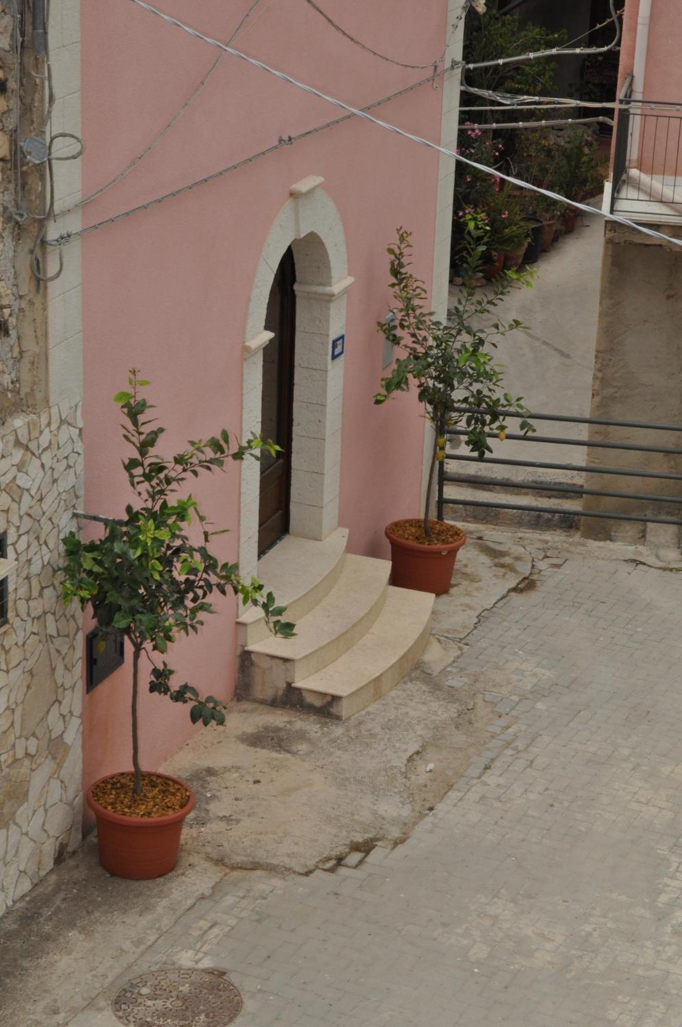 Case Albergo Al Cortiletto Licata Exterior foto